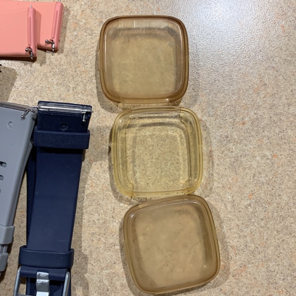 Fitbit Versa 2 charger, bands, and screen covers smartwatch - Picture 5 of 8